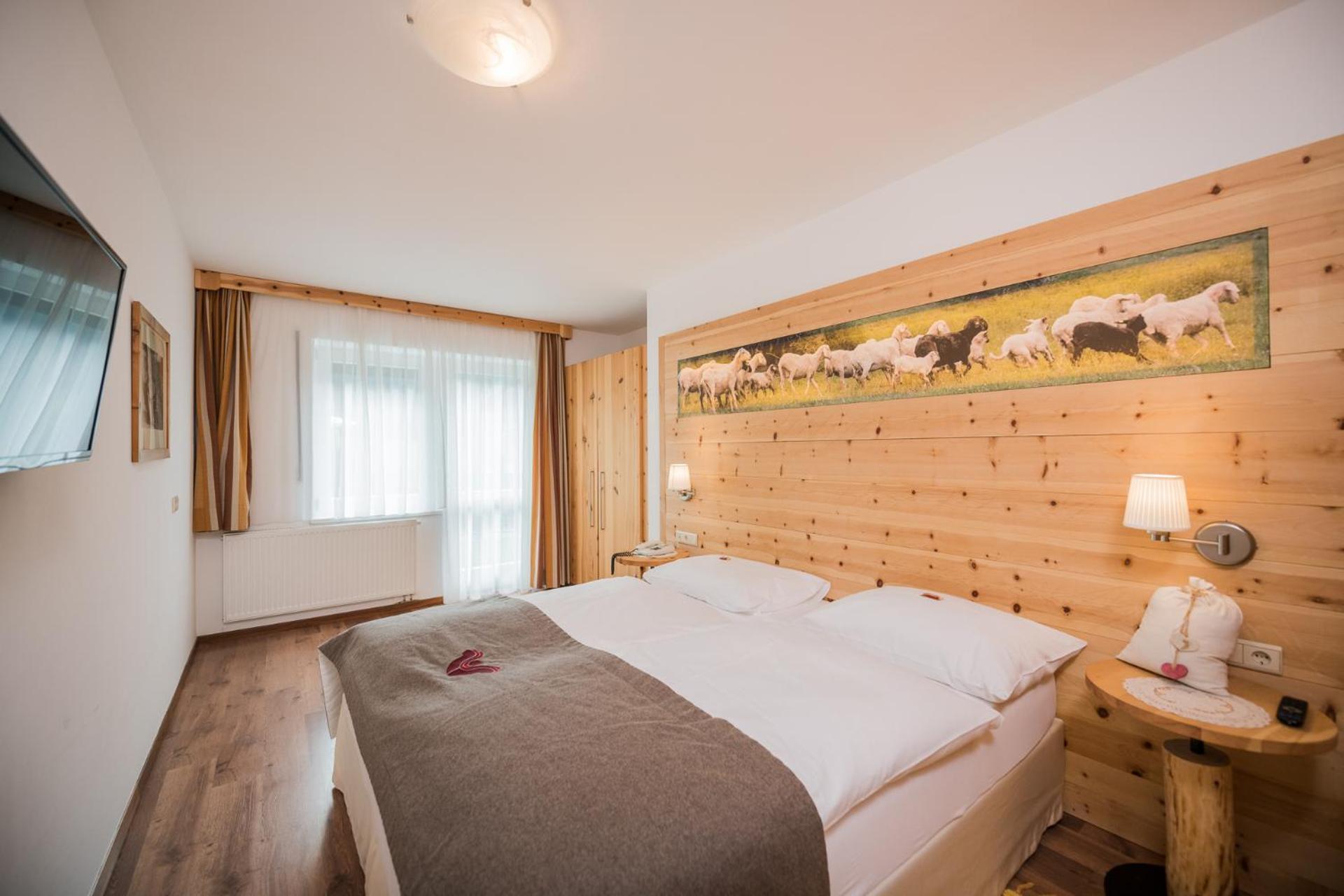 Alpenwellnesshotel St. Veit Σέστο Εξωτερικό φωτογραφία